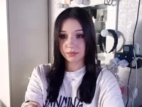 Watch Linda Live Adult Webcam Show - Free Sex Cam Stream
