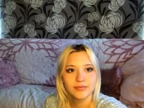 Watch Kristy Offline Adult Webcam Show - Free Sex Cam Stream
