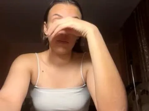 Watch Heyley Live Adult Webcam Show - Free Sex Cam Stream