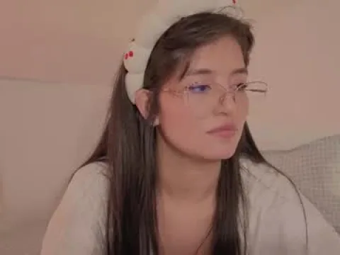 Watch amelie Offline Adult Webcam Show from Colombia - Free Sex Cam Stream
