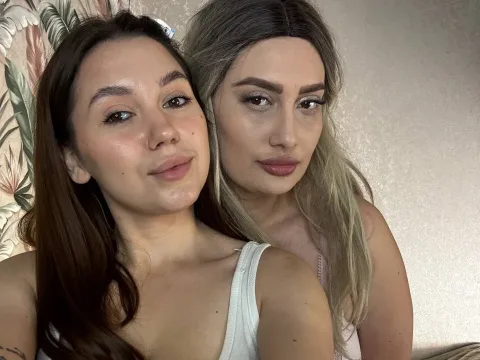 Watch VenettaRettinger Live Adult Webcam Show - Free Sex Cam Stream