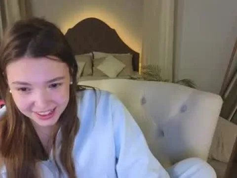 Watch Cinnamollie Offline Adult Webcam Show - Free Sex Cam Stream