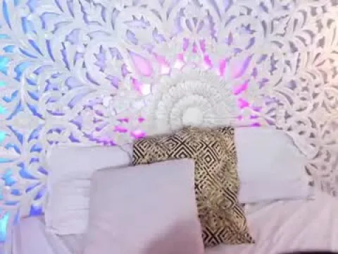 Watch Mia Romano Offline Adult Webcam Show from Colombia - Free Sex Cam Stream