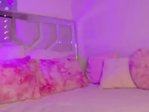 Watch Emma Clive Live Adult Webcam Show from Colombia - Free Sex Cam Stream