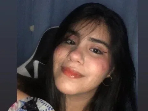 Watch Sofie Cutess Live Adult Webcam Show - Free Sex Cam Stream