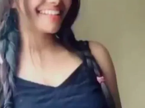 Watch Aashixxx12 Live Adult Webcam Show - Free Sex Cam Stream