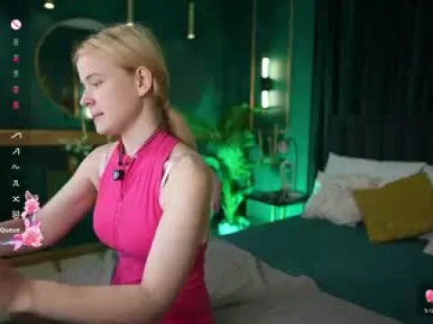 Watch Chloewells Offline Adult Webcam Show - Free Sex Cam Stream