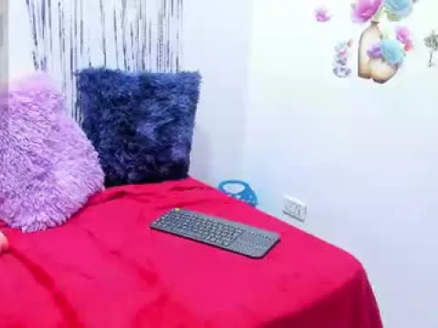 Watch Selenaa Blaze Offline Adult Webcam Show from Colombia - Free Sex Cam Stream
