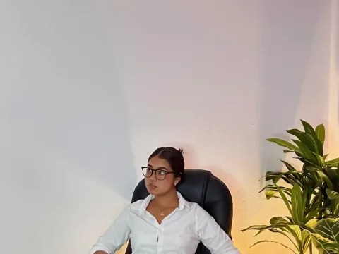 Watch Chell Live Adult Webcam Show - Free Sex Cam Stream
