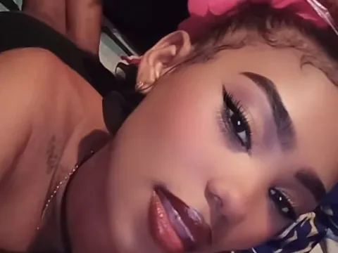 Watch Gia Ricci Live Adult Webcam Show - Free Sex Cam Stream