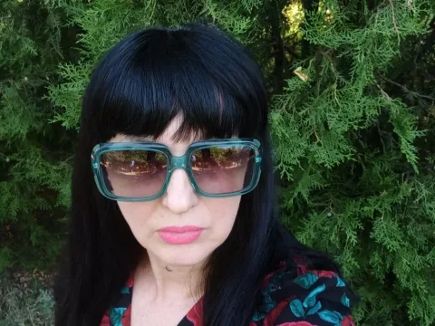 Watch MelanyBanks Live Adult Webcam Show - Free Sex Cam Stream