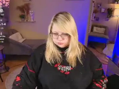 Watch Yoki Offline Adult Webcam Show - Free Sex Cam Stream