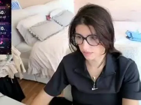 Watch Charlie Live Adult Webcam Show from France - Free Sex Cam Stream