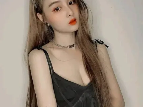Watch Lucy-Gold Live Adult Webcam Show - Free Sex Cam Stream