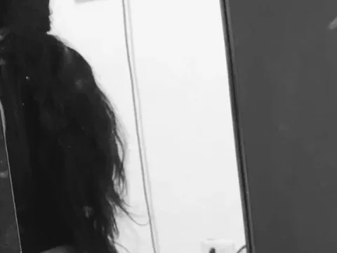 Watch Kiaraht Live Adult Webcam Show - Free Sex Cam Stream