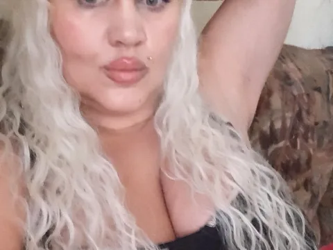 Watch IsabellaBoni Live Adult Webcam Show - Free Sex Cam Stream