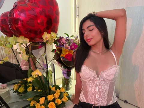 Watch ZaraLuuv Live Adult Webcam Show - Free Sex Cam Stream