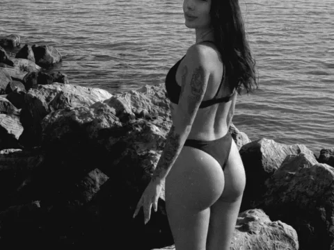 Watch Bella R0se Live Adult Webcam Show - Free Sex Cam Stream