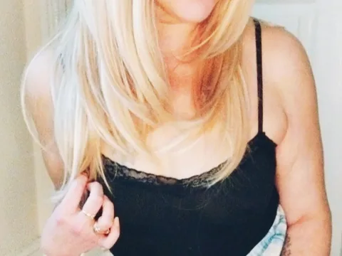 Watch MissHoneyPenny Live Adult Webcam Show - Free Sex Cam Stream