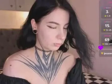 Watch Vivi  Squirrel Offline Adult Webcam Show - Free Sex Cam Stream
