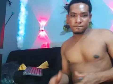 Watch Grande y Gruesa Offline Adult Webcam Show from Colombia - Free Sex Cam Stream