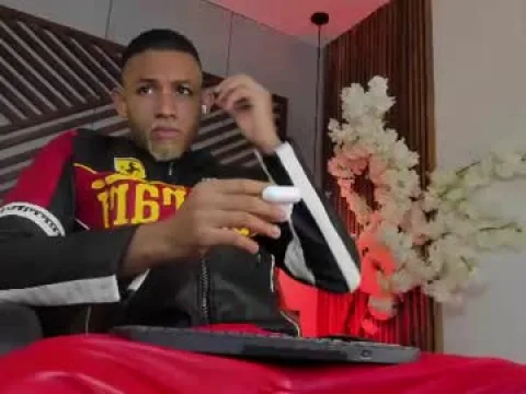Watch Bento Fox Offline Adult Webcam Show from Colombia - Free Sex Cam Stream