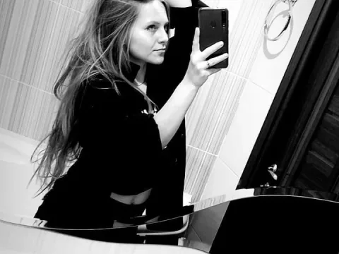Watch Evasapples Offline Adult Webcam Show - Free Sex Cam Stream