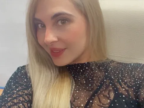 Watch STARBEAUTY4y Live Adult Webcam Show - Free Sex Cam Stream