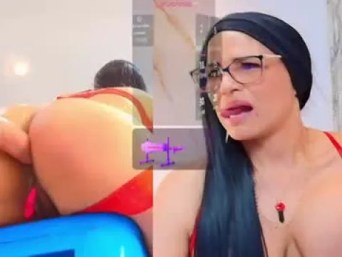 Watch Isiscar0lina Offline Adult Webcam Show from Venezuela - Free Sex Cam Stream