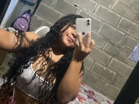 Watch Laura1999love Offline Adult Webcam Show - Free Sex Cam Stream