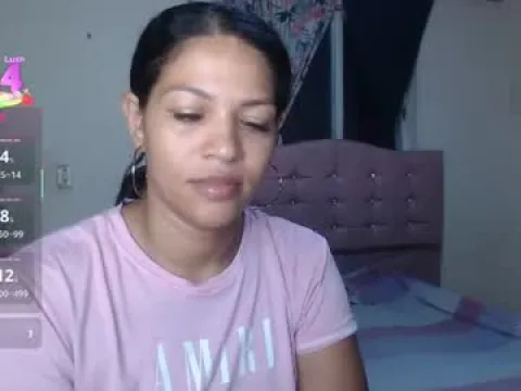 Watch MAKENNAA Offline Adult Webcam Show from Colombia - Free Sex Cam Stream