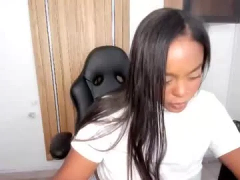 Watch Emma Jonness Offline Adult Webcam Show from Colombia - Free Sex Cam Stream