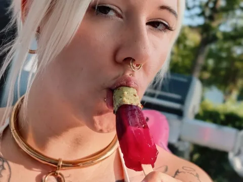 Watch Sarah Sky Official Live Adult Webcam Show - Free Sex Cam Stream