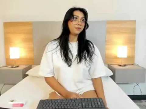 Watch Nanavalmont Offline Adult Webcam Show from Colombia - Free Sex Cam Stream