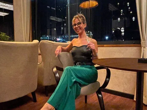 Watch LisaMurr Live Adult Webcam Show - Free Sex Cam Stream