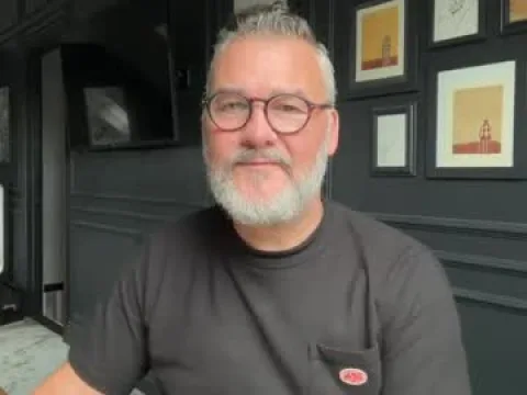 Watch EnglishDaddyBear Offline Adult Webcam Show from United Kingdom - Free Sex Cam Stream