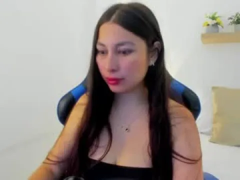 Watch Bella 99x Offline Adult Webcam Show from Colombia - Free Sex Cam Stream