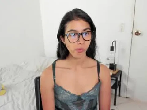 Watch Mazikeen 18 Live Adult Webcam Show - Free Sex Cam Stream