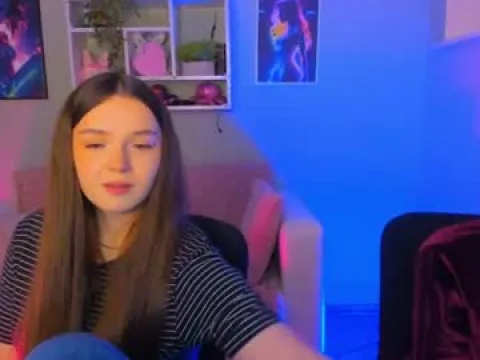 Watch Siennaa Live Adult Webcam Show - Free Sex Cam Stream