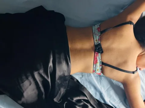 Watch Siyaaa Kapoor Live Adult Webcam Show - Free Sex Cam Stream