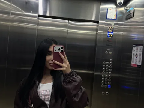 Watch IsabellaNoir Live Adult Webcam Show - Free Sex Cam Stream