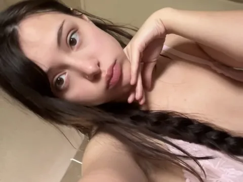 Watch SweetLikeMia Live Adult Webcam Show - Free Sex Cam Stream