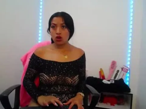 Watch Valentina Rose Live Adult Webcam Show from Colombia - Free Sex Cam Stream