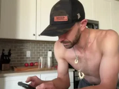 Watch Hungrunner24 Offline Adult Webcam Show from United States - Free Sex Cam Stream