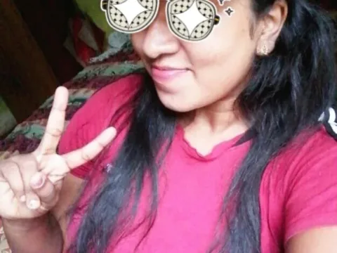 Watch Tharukasenevirathne Live Adult Webcam Show - Free Sex Cam Stream