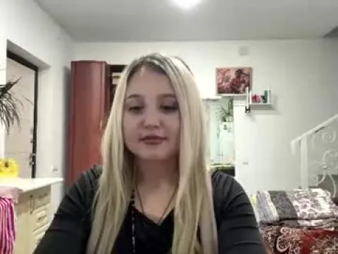 Watch KAROLA Live Adult Webcam Show - Free Sex Cam Stream