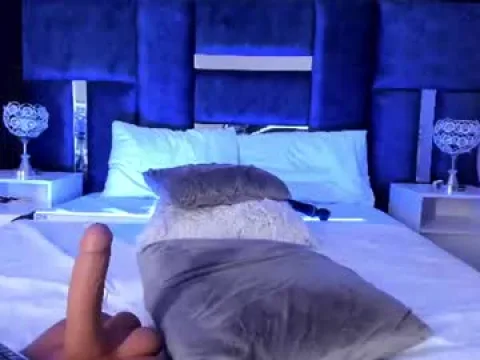 Watch Lara Live Adult Webcam Show from Colombia - Free Sex Cam Stream