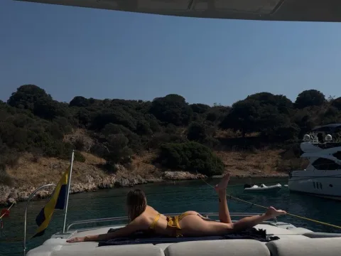 Watch CassieRayss Live Adult Webcam Show - Free Sex Cam Stream