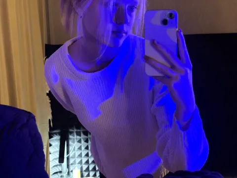 Watch Cyutq Live Adult Webcam Show - Free Sex Cam Stream