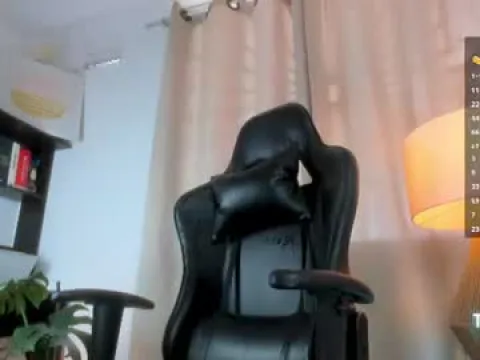 Watch anyavolkov Offline Adult Webcam Show from Colombia - Free Sex Cam Stream